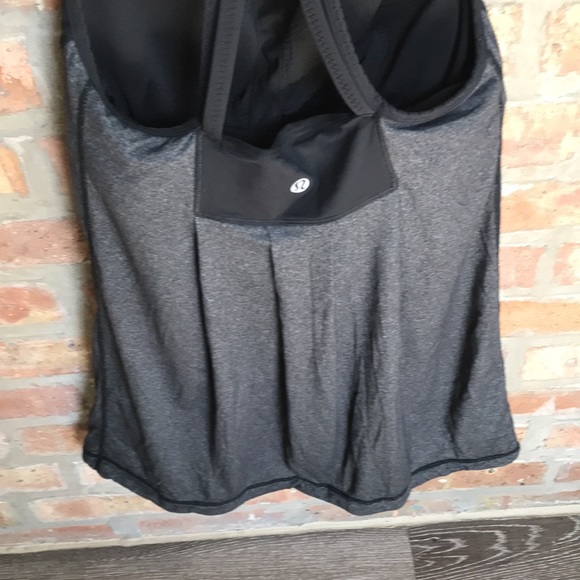 Lululemon Athletica - Picture 6 of 16